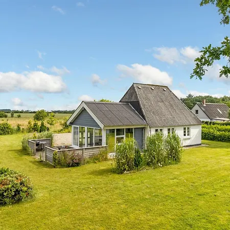Thrine - 24km From The Sea By Interhome Bredebro