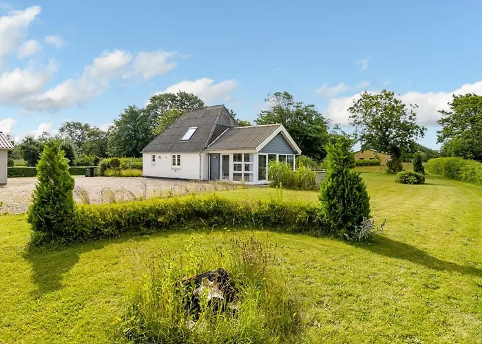 Thrine - 24km From The Sea By Interhome Bredebro